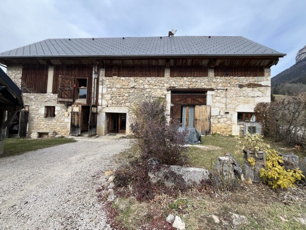 9891c5ee 1355 4bf2 b766 823fec9d93af